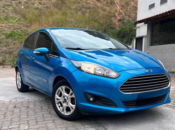 FORD FIESTA 1.6 SEL HATCH 16V FLEX 4P MANUAL FORD FIESTA 1.6 SEL HATCH 16V FLEX 4P MANUAL